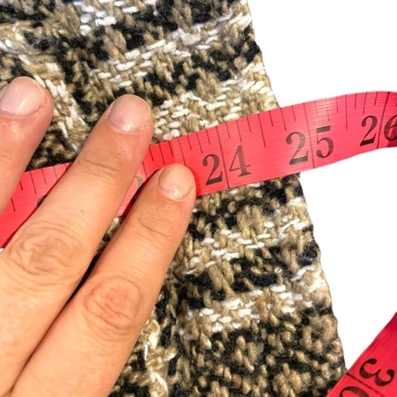 Mexican pop over Hoody 🤍 - Picture 7 of 9